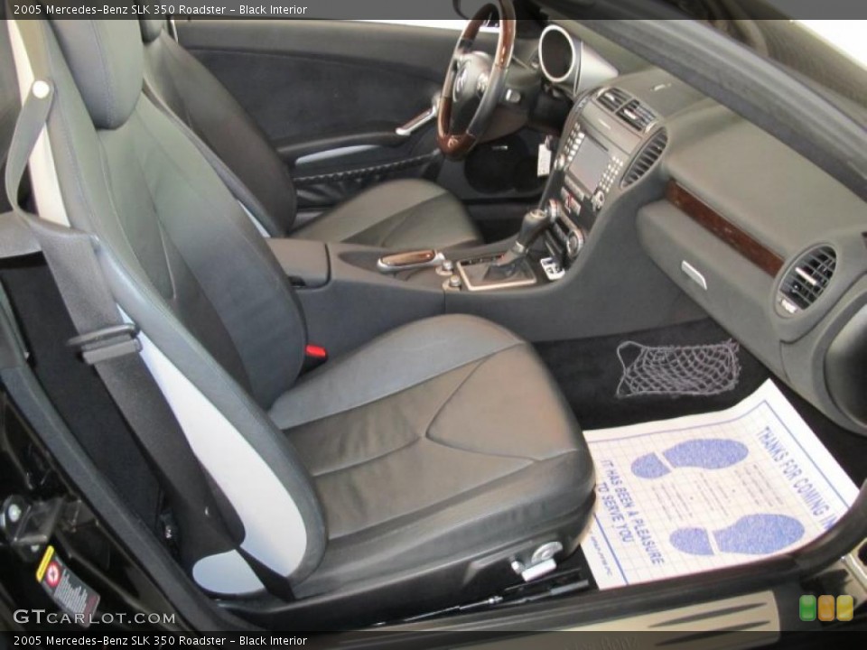 Black Interior Photo for the 2005 Mercedes-Benz SLK 350 Roadster #49666788