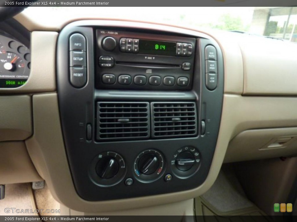 Medium Parchment Interior Controls for the 2005 Ford Explorer XLS 4x4 #49669542