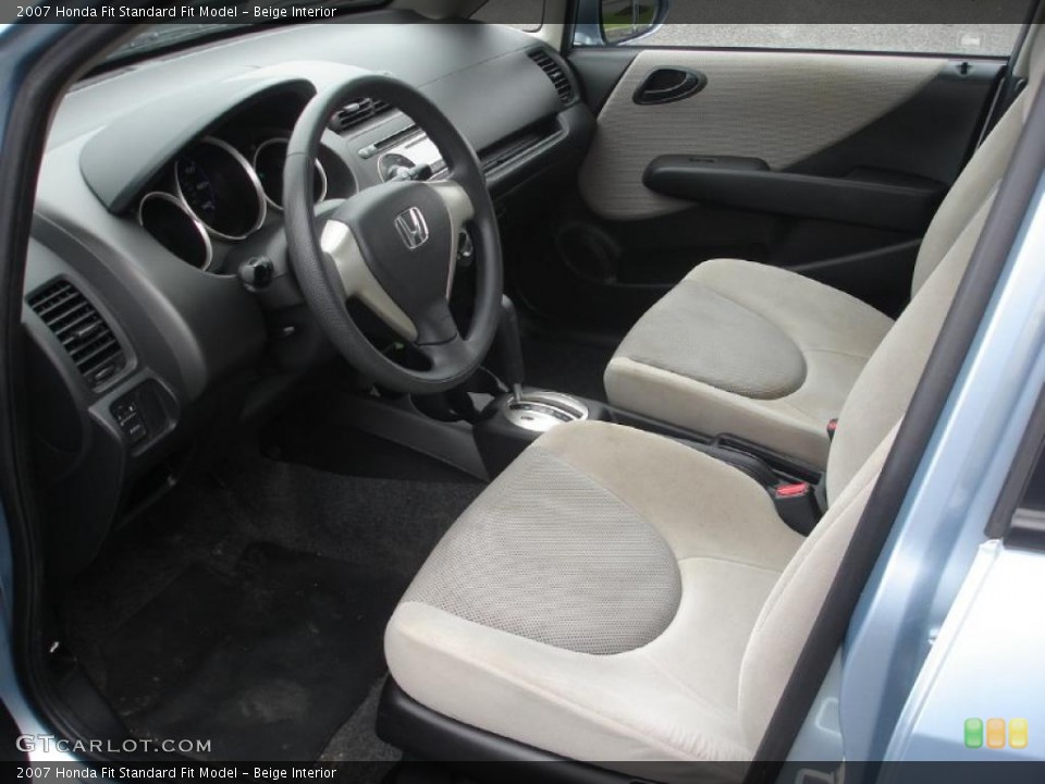 Beige Interior Photo for the 2007 Honda Fit  #49671648