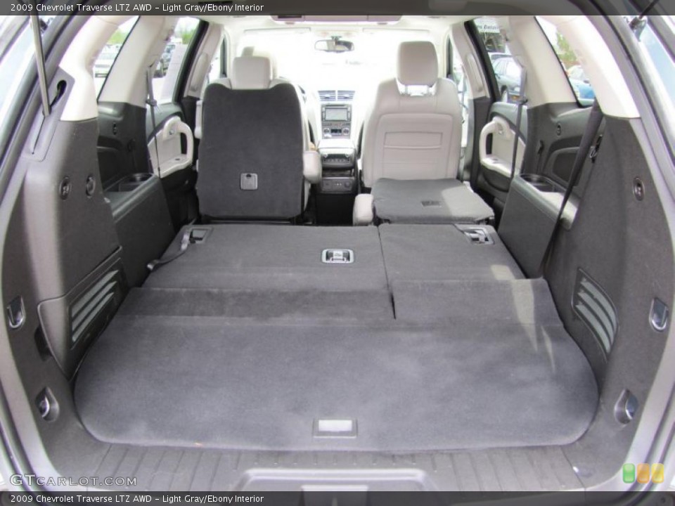 Light Gray/Ebony Interior Trunk for the 2009 Chevrolet Traverse LTZ AWD #49672110