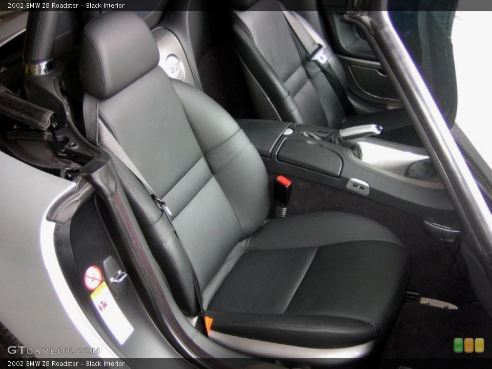 Black Interior Photo for the 2002 BMW Z8 Roadster #49681407