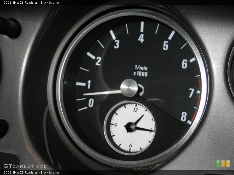 Black Interior Gauges for the 2002 BMW Z8 Roadster #49681599
