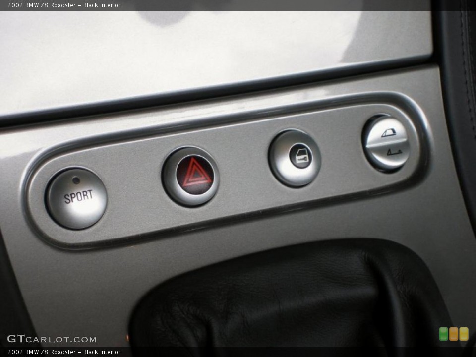 Black Interior Controls for the 2002 BMW Z8 Roadster #49681647