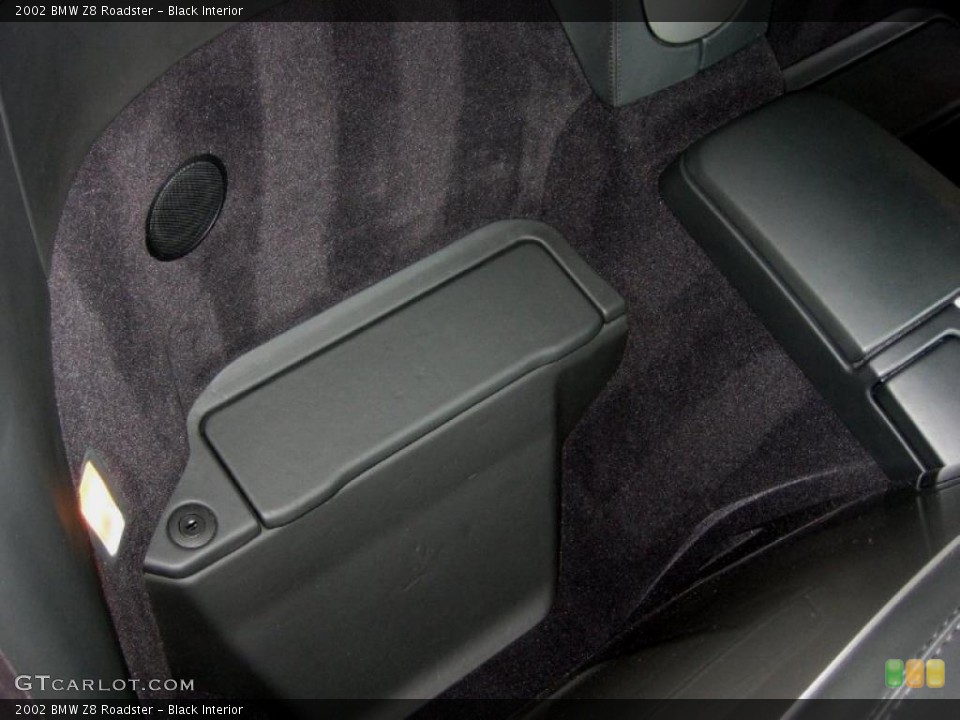 Black Interior Photo for the 2002 BMW Z8 Roadster #49681755