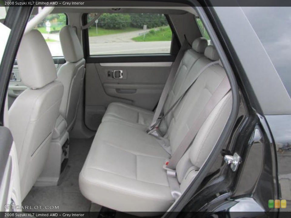 Grey Interior Photo for the 2008 Suzuki XL7 Limited AWD #49682772