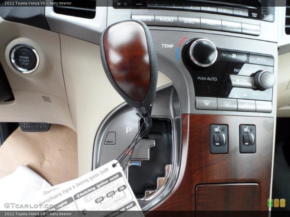 Ivory Interior Controls for the 2011 Toyota Venza V6 #49689252