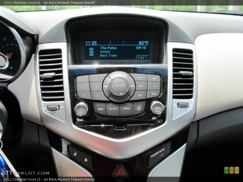 Jet Black/Medium Titanium Interior Controls for the 2011 Chevrolet Cruze LS #49699534