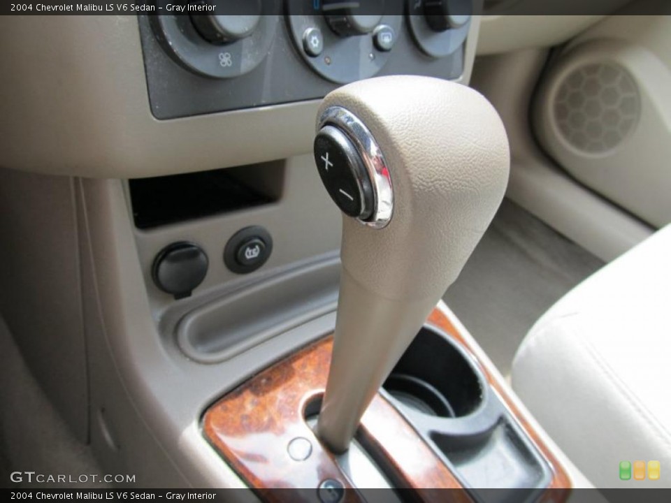 Gray Interior Transmission for the 2004 Chevrolet Malibu LS V6 Sedan #49701286