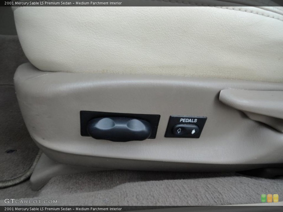 Medium Parchment Interior Controls for the 2001 Mercury Sable LS Premium Sedan #49702822