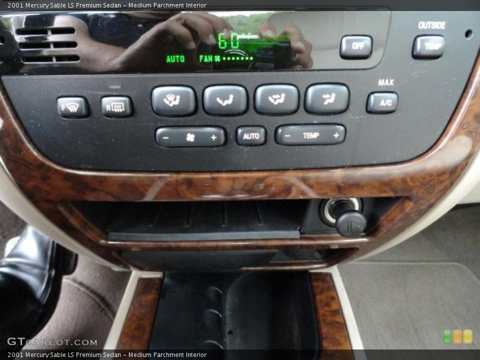 Medium Parchment Interior Controls for the 2001 Mercury Sable LS Premium Sedan #49702942