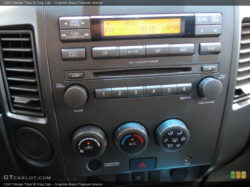 Graphite Black/Titanium Interior Controls for the 2007 Nissan Titan SE King Cab #49708609