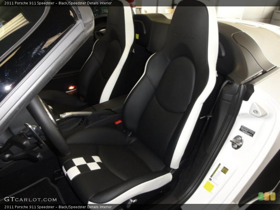 Black/Speedster Details Interior Photo for the 2011 Porsche 911 Speedster #49713148