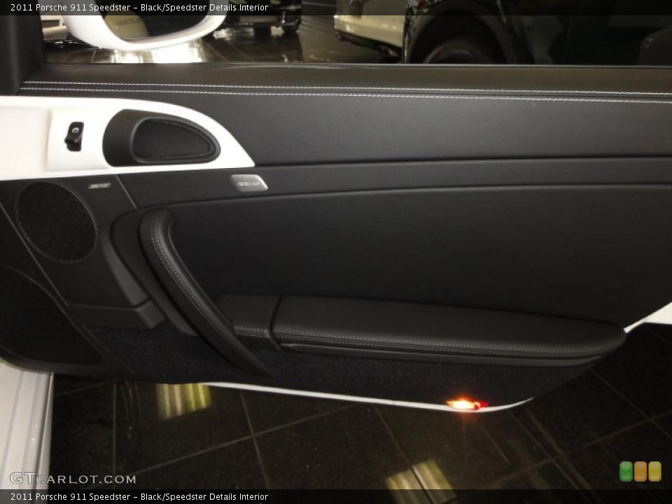Black/Speedster Details Interior Door Panel for the 2011 Porsche 911 Speedster #49713223