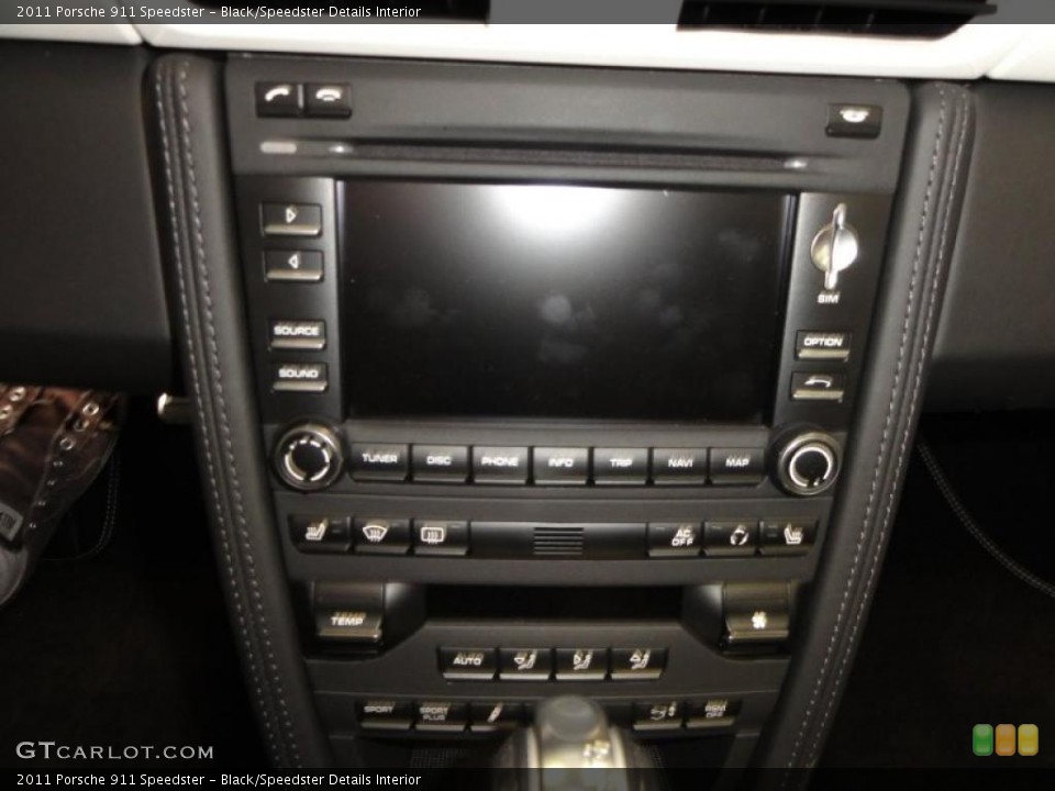 Black/Speedster Details Interior Controls for the 2011 Porsche 911 Speedster #49713421