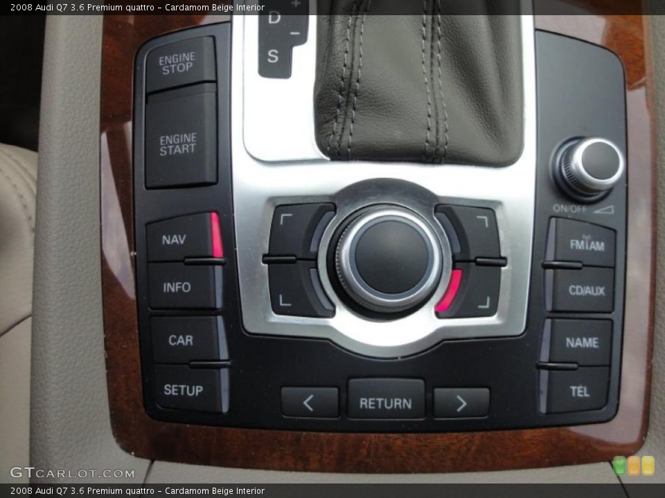 Cardamom Beige Interior Controls for the 2008 Audi Q7 3.6 Premium quattro #49714066