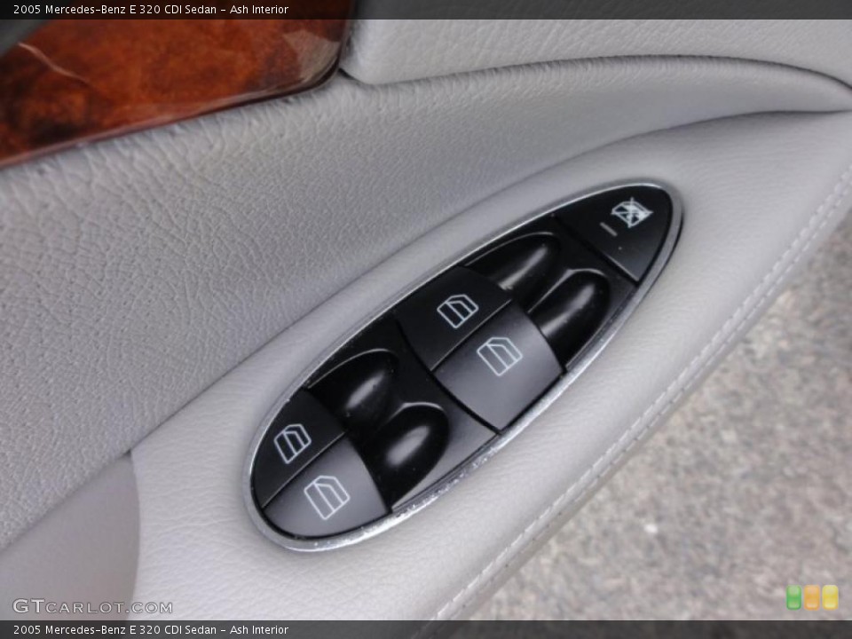 Ash Interior Controls for the 2005 Mercedes-Benz E 320 CDI Sedan #49719607