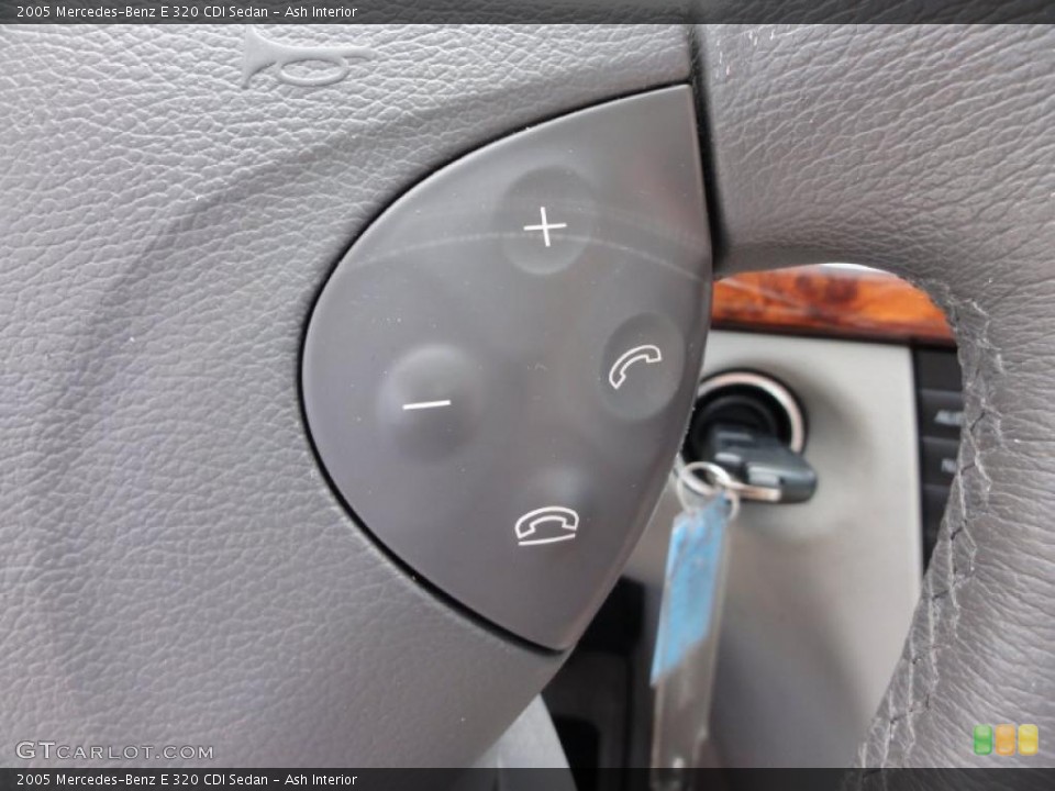 Ash Interior Controls for the 2005 Mercedes-Benz E 320 CDI Sedan #49720135