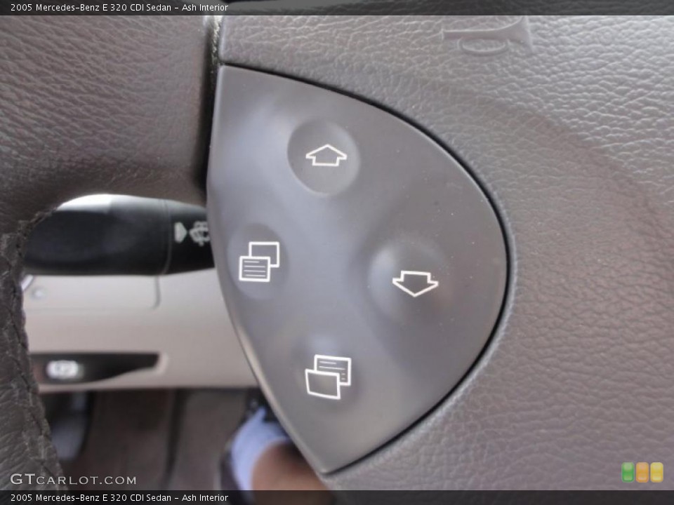 Ash Interior Controls for the 2005 Mercedes-Benz E 320 CDI Sedan #49720153