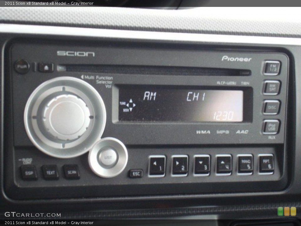 Gray Interior Controls for the 2011 Scion xB  #49729900