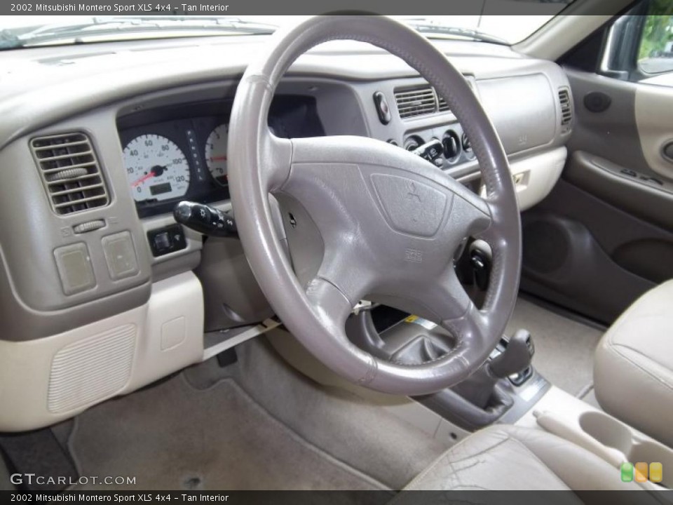 Tan Interior Photo for the 2002 Mitsubishi Montero Sport XLS 4x4 #49733884