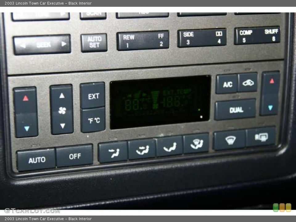 Black Interior Controls for the 2003 Lincoln Town Car Executive #49740073