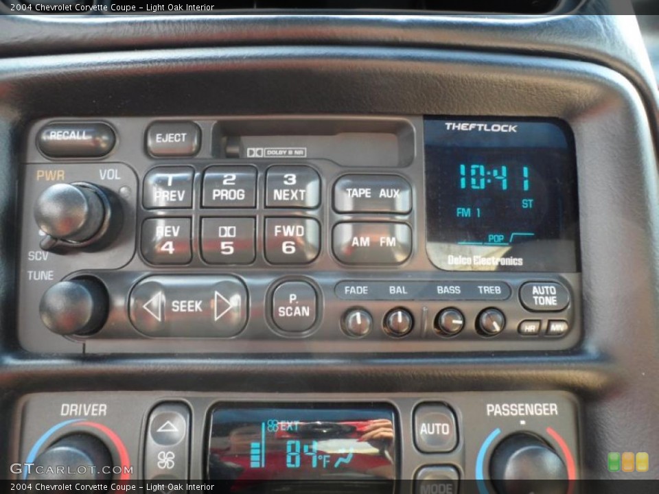 Light Oak Interior Controls for the 2004 Chevrolet Corvette Coupe #49745626
