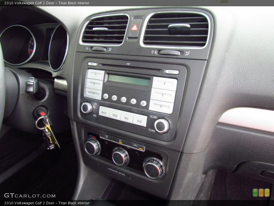 Titan Black Interior Controls for the 2010 Volkswagen Golf 2 Door #49750606