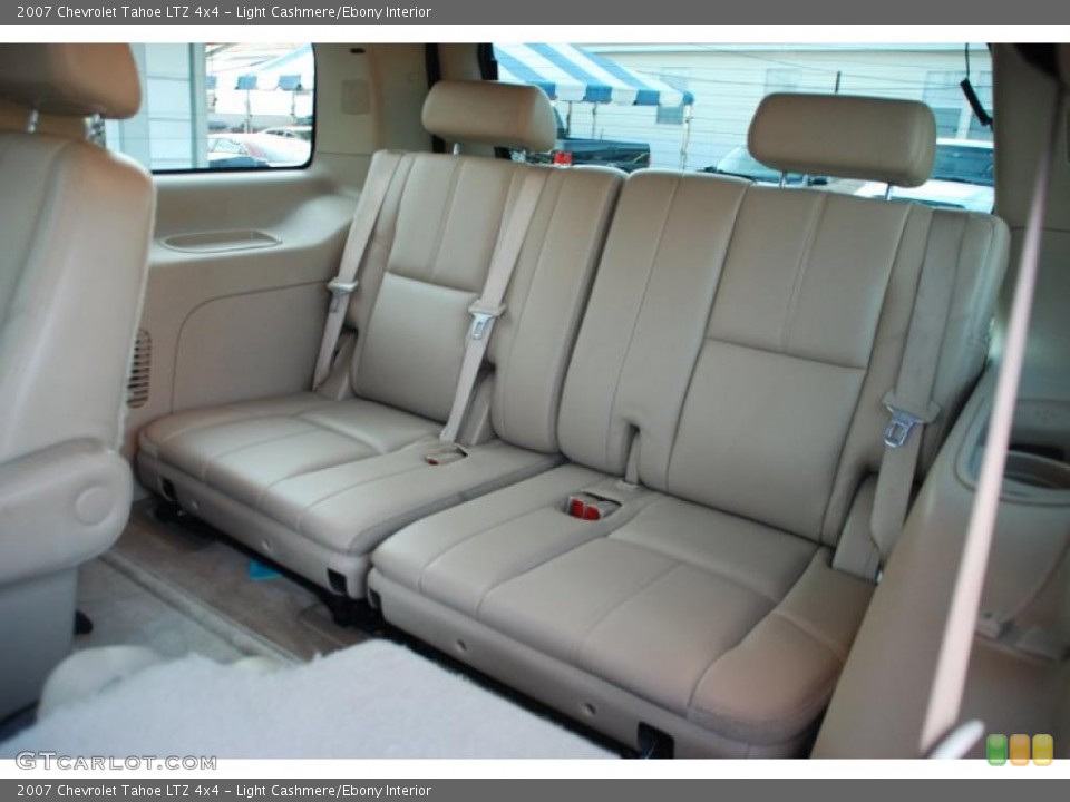 Light Cashmere/Ebony Interior Photo for the 2007 Chevrolet Tahoe LTZ 4x4 #49752946