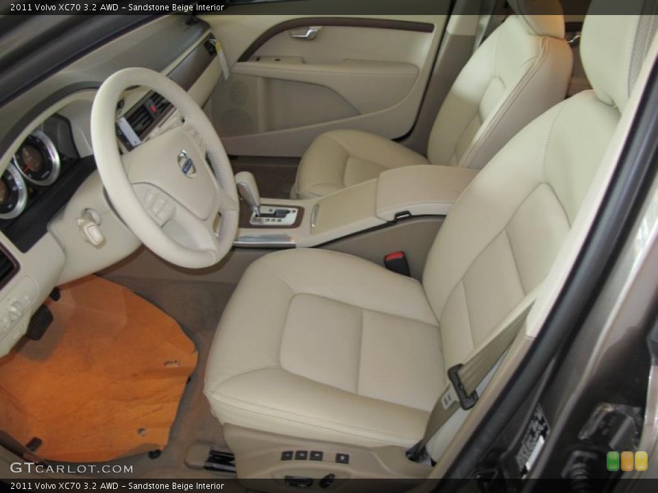 Sandstone Beige Interior Photo for the 2011 Volvo XC70 3.2 AWD #49754641