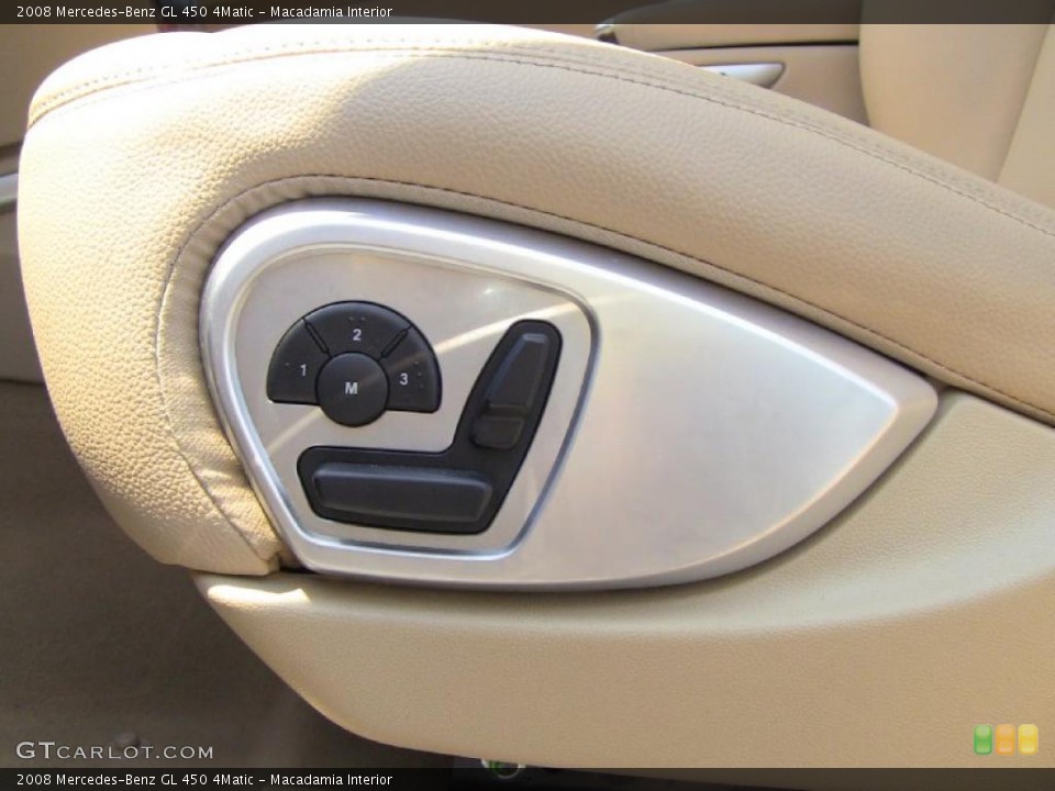 Macadamia Interior Controls for the 2008 Mercedes-Benz GL 450 4Matic #49756621