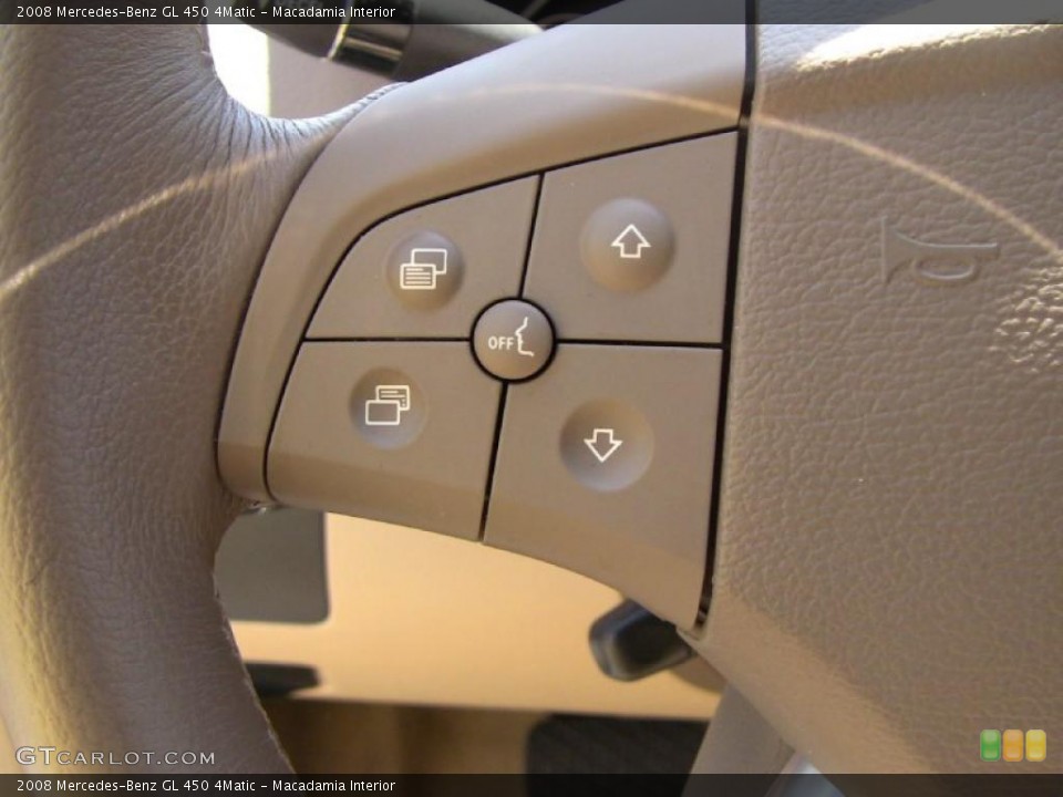 Macadamia Interior Controls for the 2008 Mercedes-Benz GL 450 4Matic #49756741