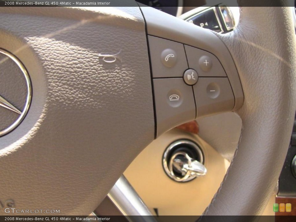 Macadamia Interior Controls for the 2008 Mercedes-Benz GL 450 4Matic #49756756
