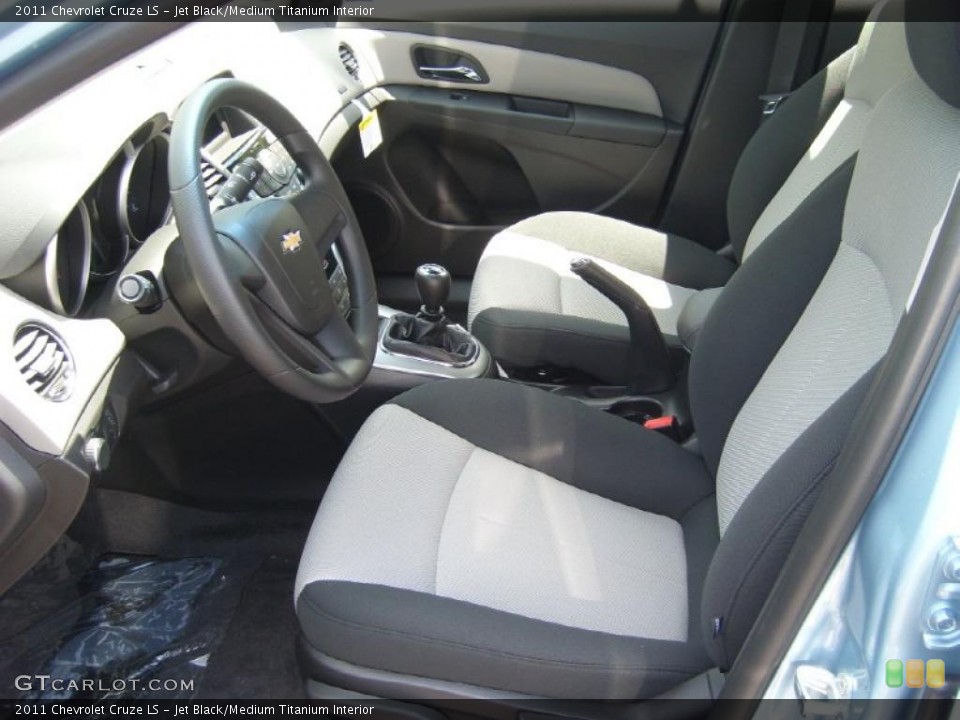 Jet Black/Medium Titanium Interior Photo for the 2011 Chevrolet Cruze LS #49759153
