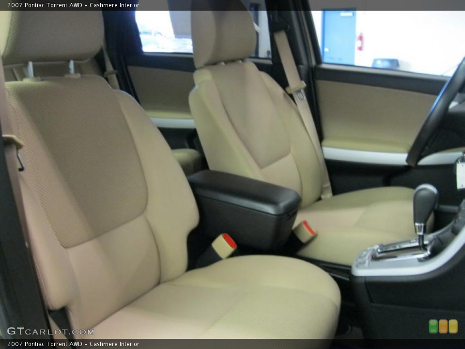 Cashmere Interior Photo for the 2007 Pontiac Torrent AWD #49759396