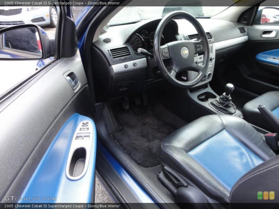 Ebony/Blue Interior Photo for the 2005 Chevrolet Cobalt SS Supercharged Coupe #49760236