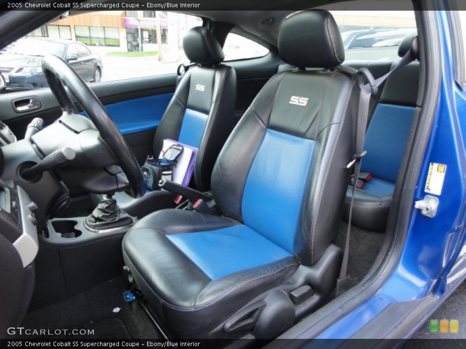 Ebony/Blue Interior Photo for the 2005 Chevrolet Cobalt SS Supercharged Coupe #49760275