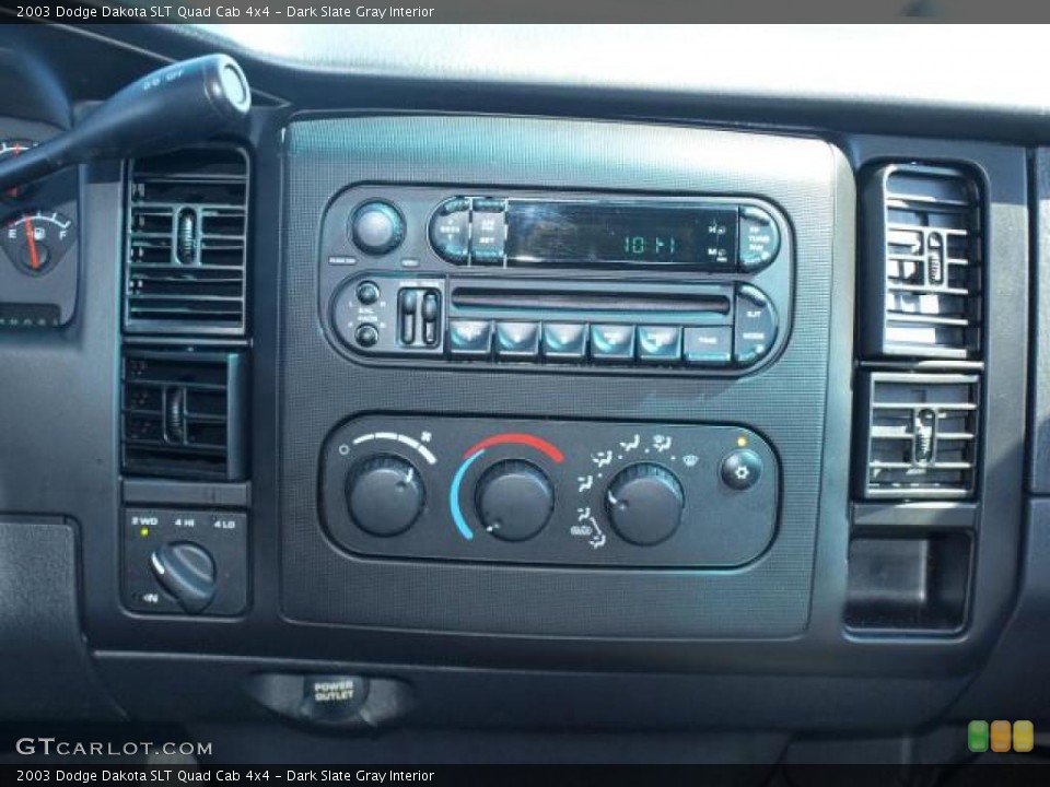 Dark Slate Gray Interior Controls for the 2003 Dodge Dakota SLT Quad Cab 4x4 #49771297
