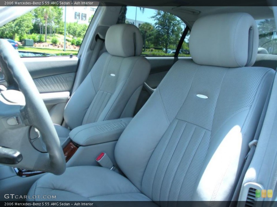 Ash Interior Photo for the 2006 Mercedes-Benz S 55 AMG Sedan #49771801