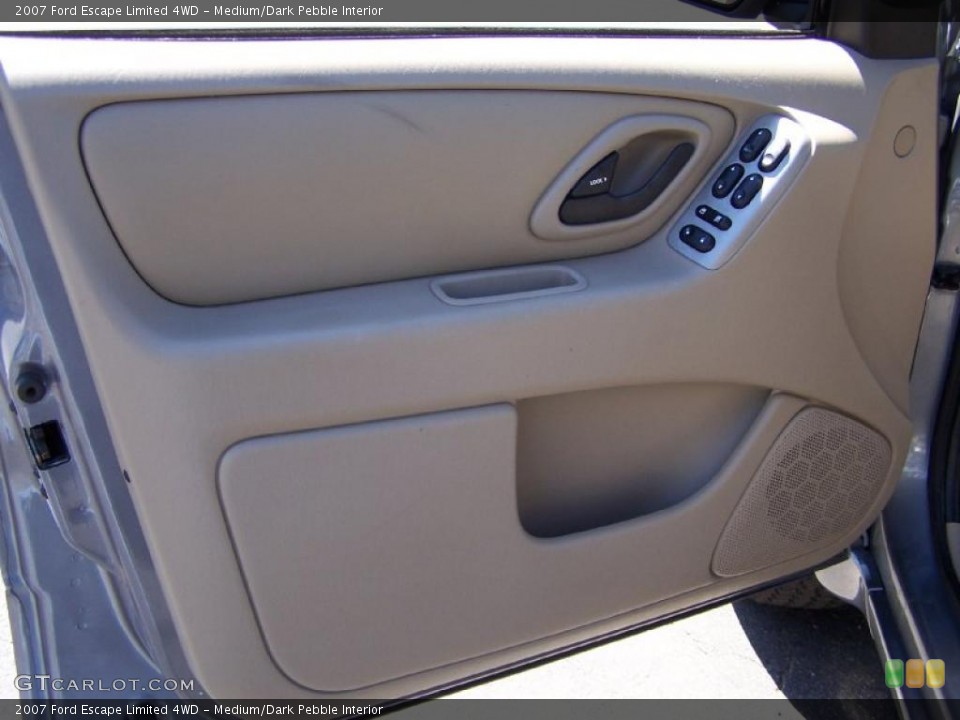 Medium/Dark Pebble Interior Door Panel for the 2007 Ford Escape Limited 4WD #49775275