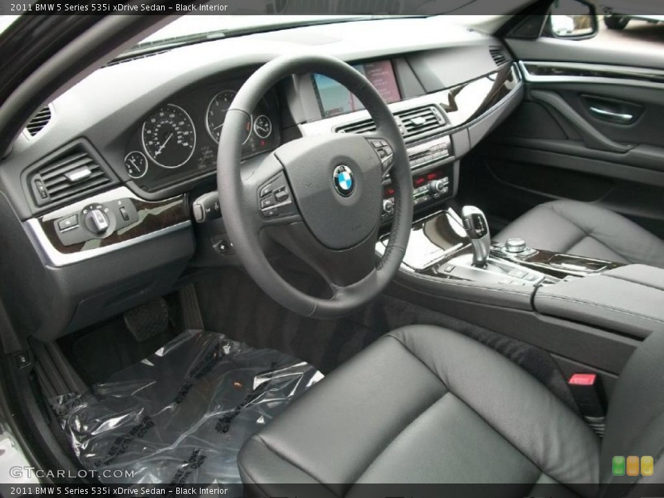 Black Interior Photo for the 2011 BMW 5 Series 535i xDrive Sedan #49779833