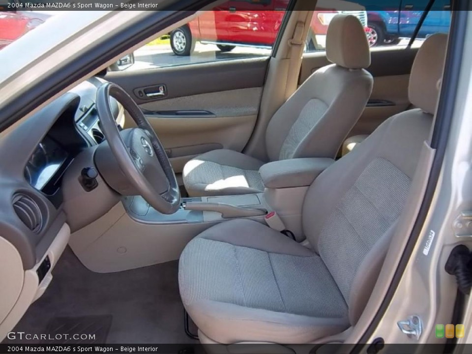 Beige Interior Photo for the 2004 Mazda MAZDA6 s Sport Wagon #49782563