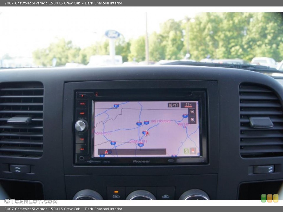 Dark Charcoal Interior Navigation for the 2007 Chevrolet Silverado 1500 LS Crew Cab #49785647