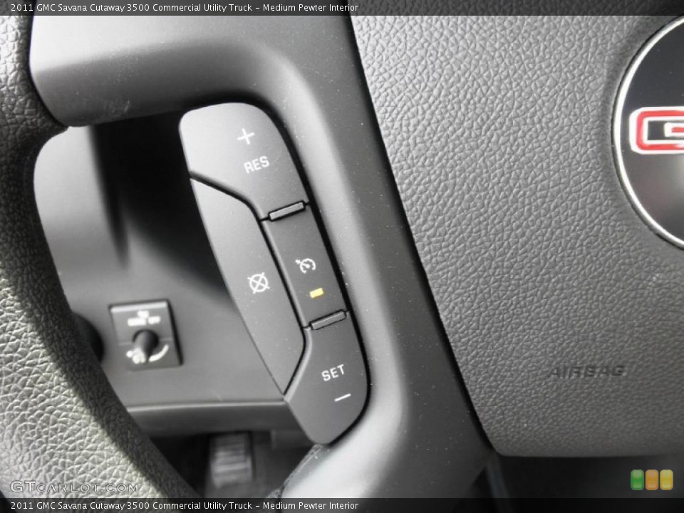 Medium Pewter Interior Controls for the 2011 GMC Savana Cutaway 3500 Commercial Utility Truck #49786304