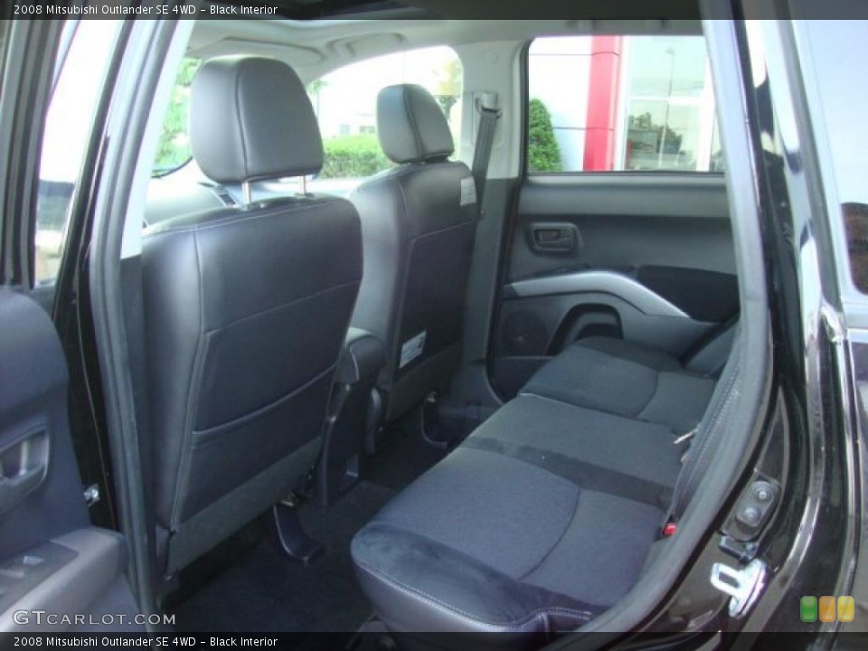 Black Interior Photo for the 2008 Mitsubishi Outlander SE 4WD #49787420