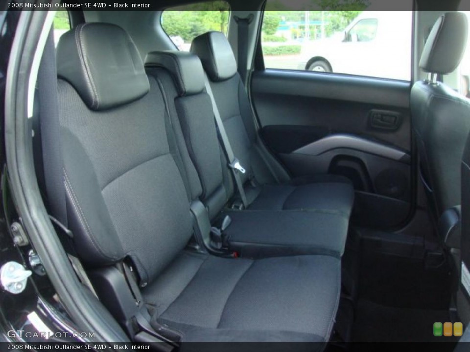 Black Interior Photo for the 2008 Mitsubishi Outlander SE 4WD #49787447