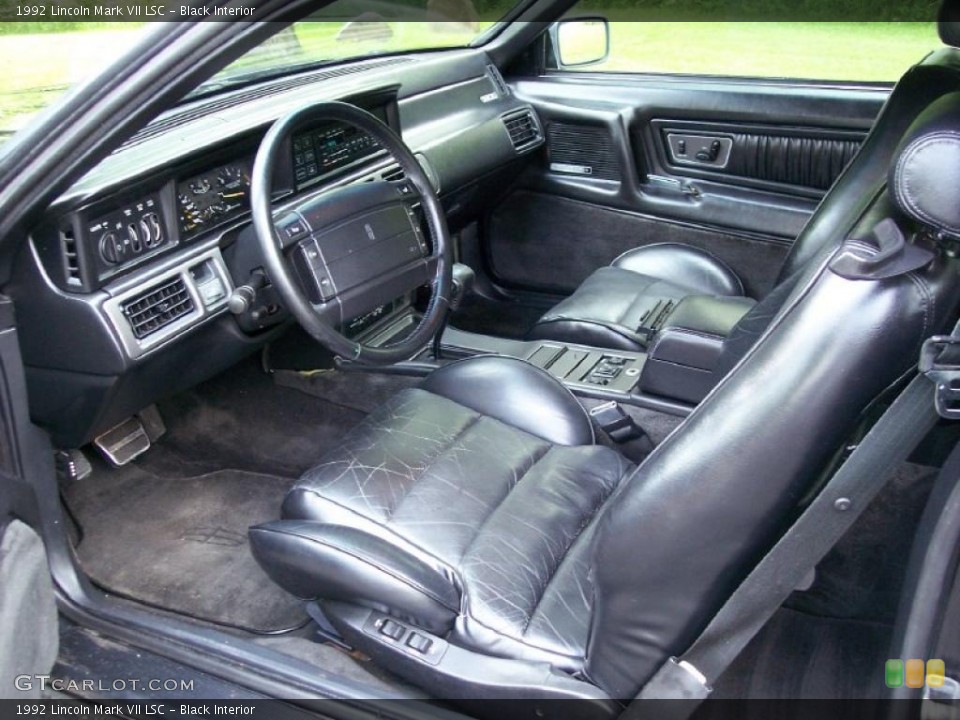 Black Interior Photo for the 1992 Lincoln Mark VII LSC #49804269