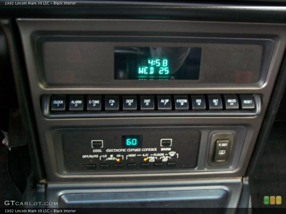 Black Interior Controls for the 1992 Lincoln Mark VII LSC #49804536