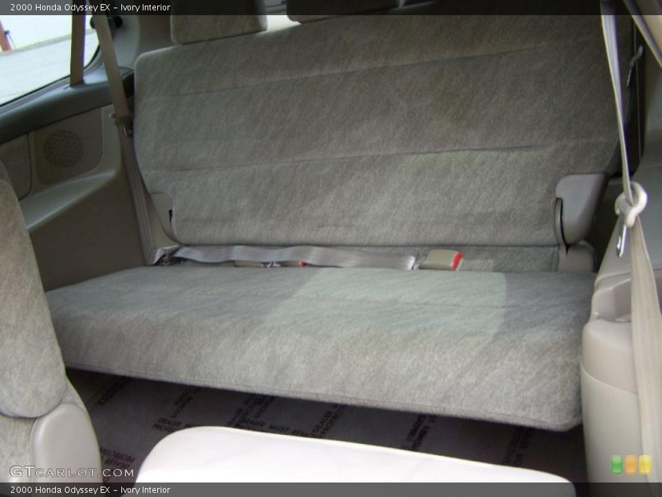 Ivory Interior Photo for the 2000 Honda Odyssey EX #49807854