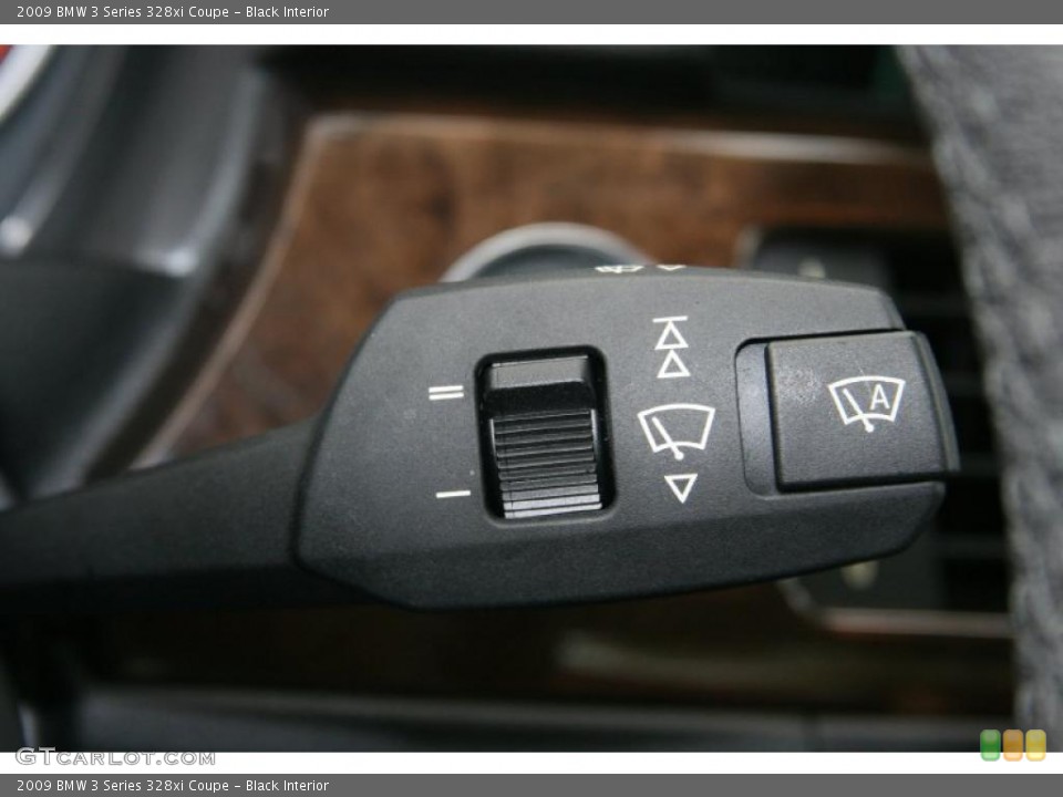 Black Interior Controls for the 2009 BMW 3 Series 328xi Coupe #49808118
