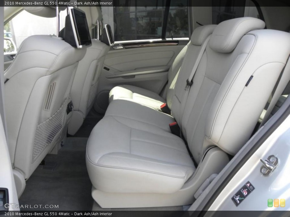 Dark Ash/Ash Interior Photo for the 2010 Mercedes-Benz GL 550 4Matic #49844305